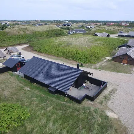 Auli - 200m From The Sea By Interhome Feriehus