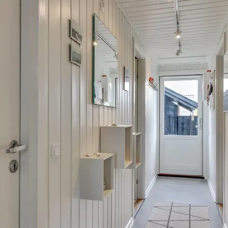Auli - 200m From The Sea By Interhome Vejers Strand