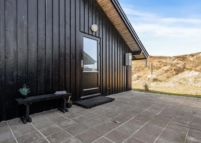 Auli - 200m From The Sea By Interhome