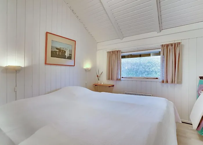 Auli - 200m From The Sea By Interhome