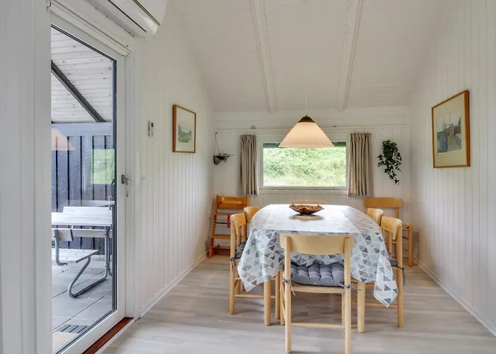 Auli - 200m From The Sea By Interhome *